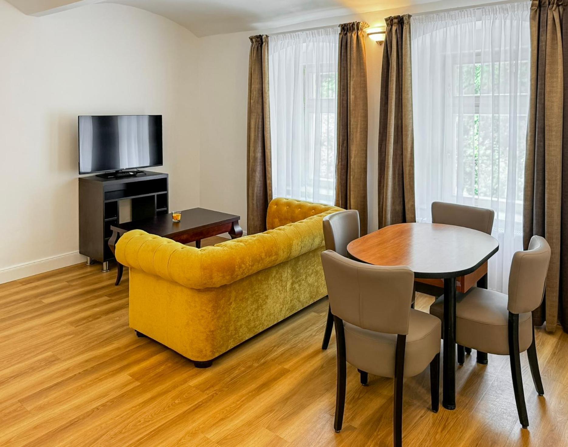 Residence Le Theatre Marianske Lazne Ngoại thất bức ảnh